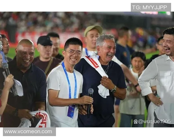 不纯粹的中国足球明星背后的故事与争议解析 不纯粹的中国足球明星背后的故事与争议解析